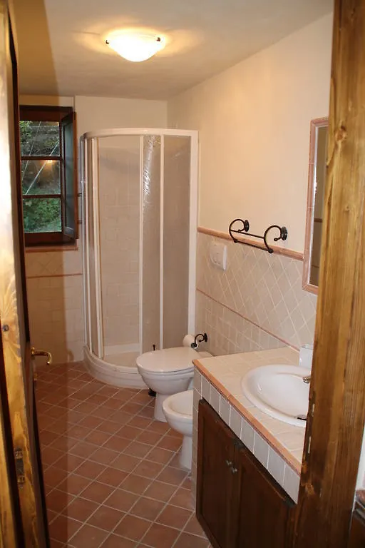 Agriturismo I Chiosi Comano  Comano (Tuscany)