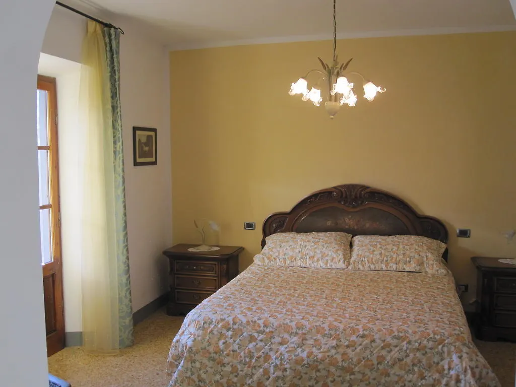 Agriturismo I Chiosi Comano  0*, Comano (Tuscany) Italia